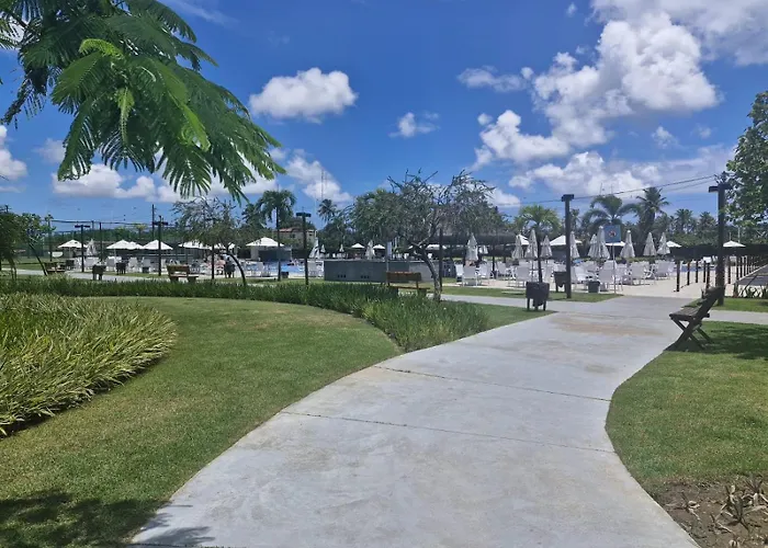 Muro Alto Condominio Clube