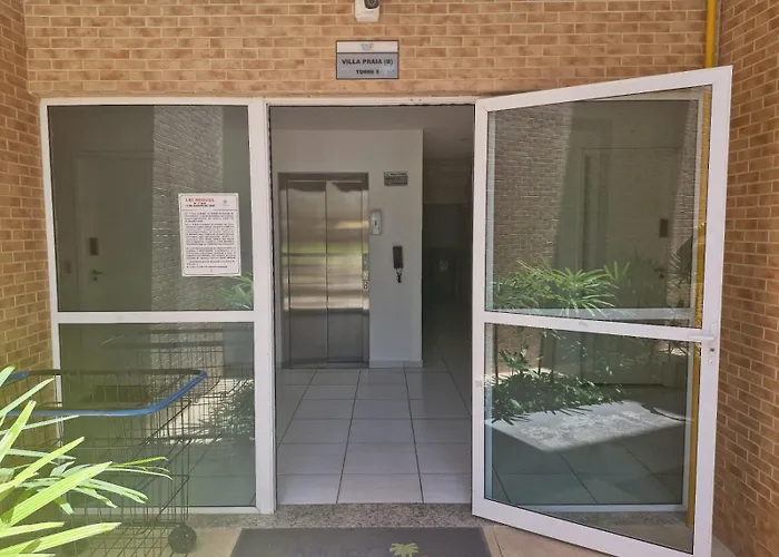Muro Alto Condominio Clube
